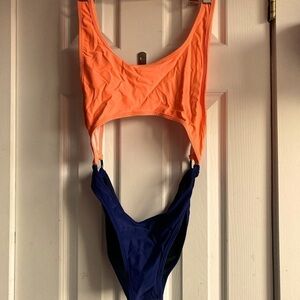 Bikini set (attached at hips by  a loop) size XL